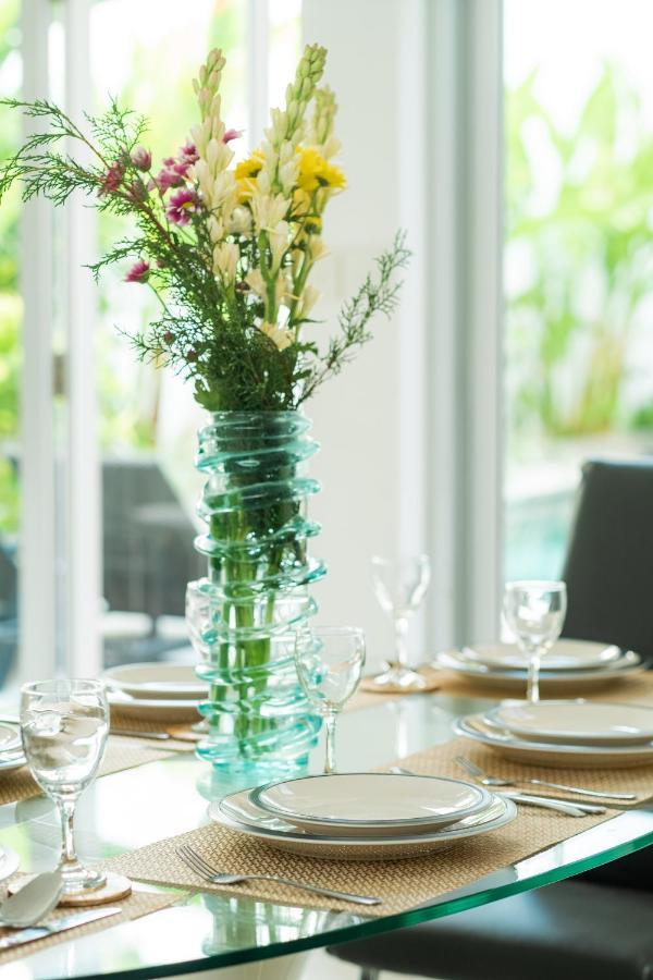 Villa Maya Seminyak ภายนอก รูปภาพ